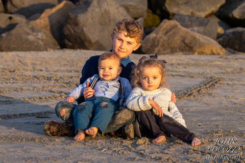 family pictures in oceanside by san diego photographer john cocozza