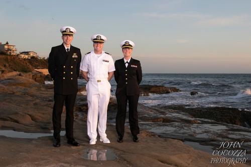 family photos at sunset cliffs in san diego by john cocozza photography