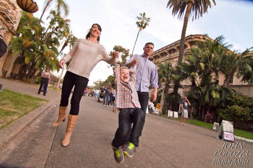 family pictures at balboa park in san diego by john cocozza photography