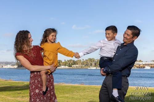 family pictures at mission beach in san diego by john cocozza photography