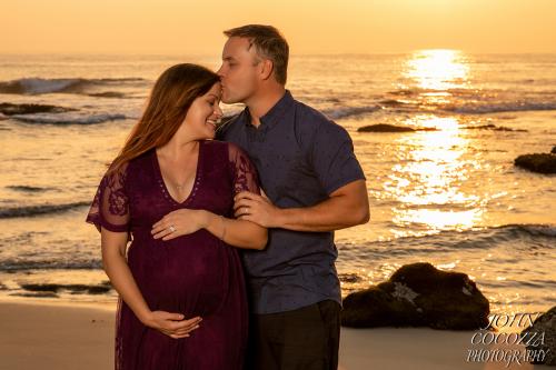 maternity pictures at windansea by la jolla photographer john cocozza photography