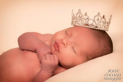 newborn pictures in san diego by photographer john cocozza photography