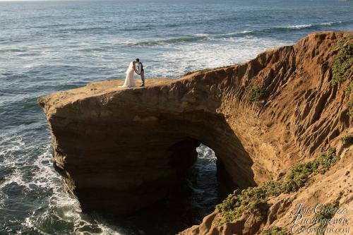 wedding pictures at sunset cliffs by san diego photographer john cocozza photography